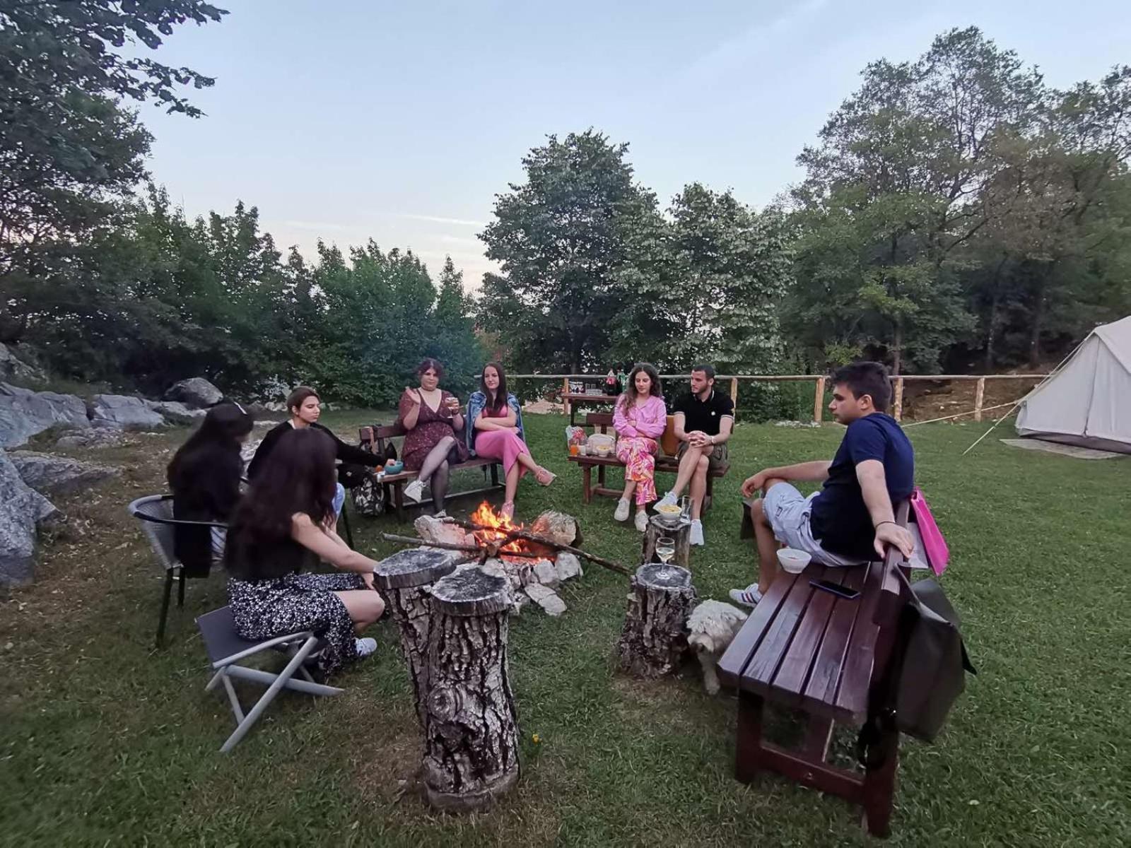 Camp Oaza,Lipa Hotell Cetinje Eksteriør bilde