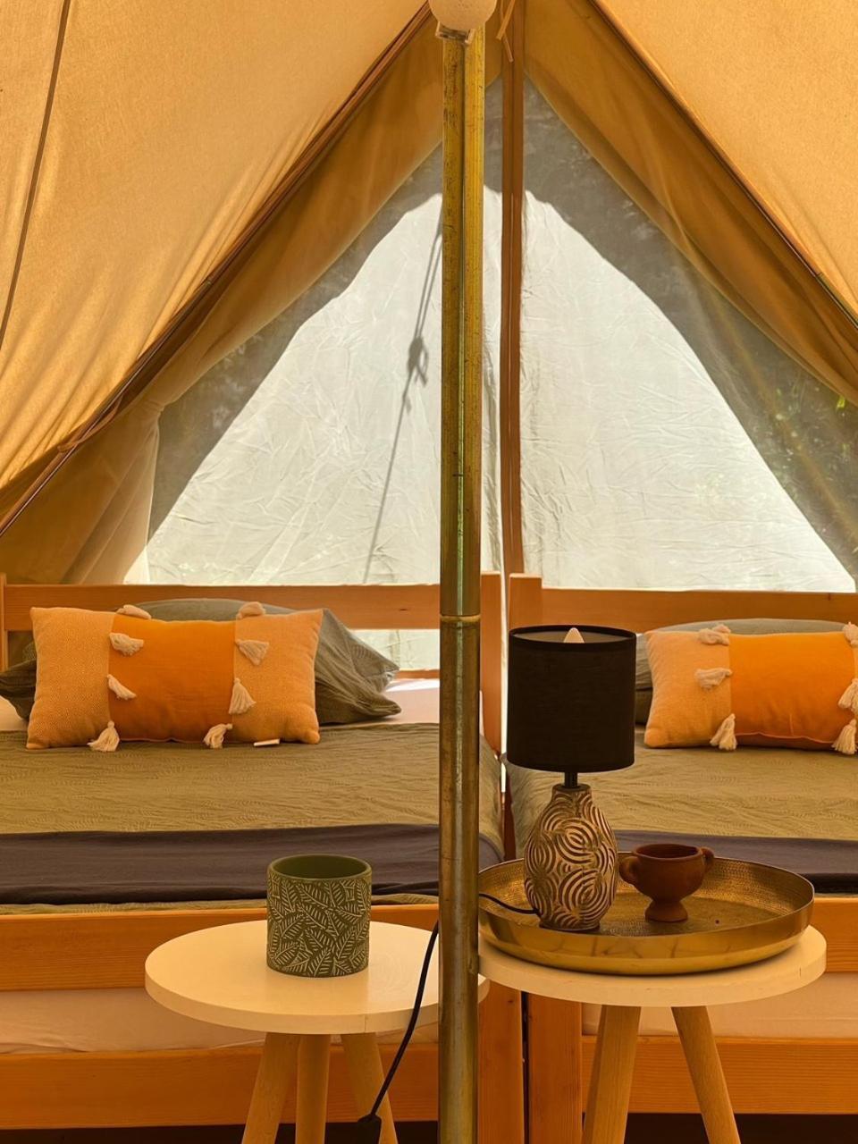 Camp Oaza,Lipa Hotell Cetinje Rom bilde