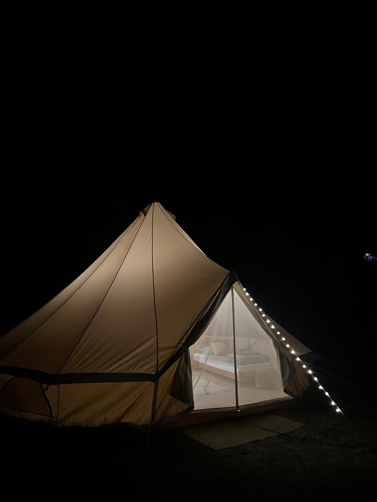 Camp Oaza,Lipa Hotell Cetinje Eksteriør bilde
