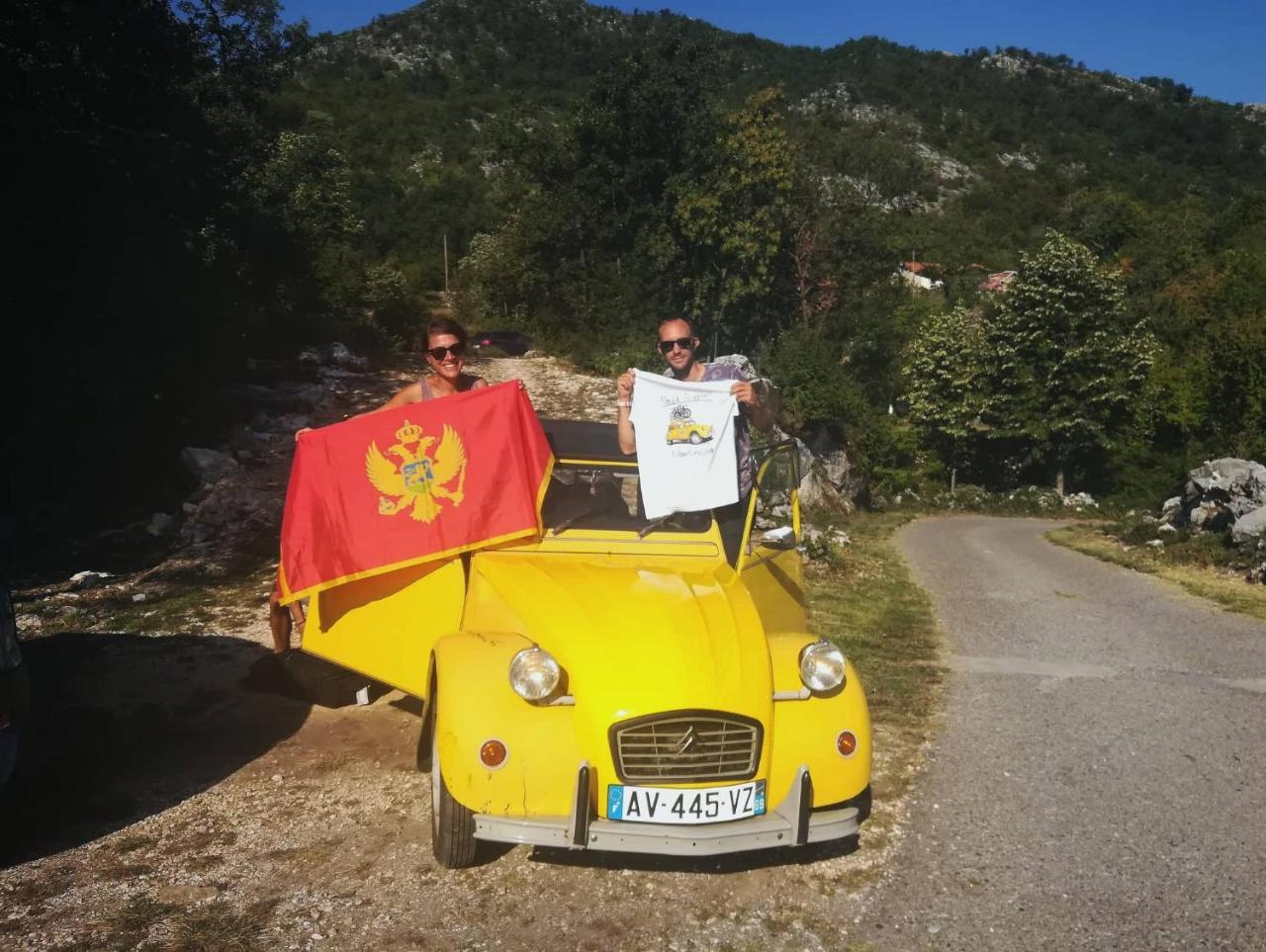 Camp Oaza,Lipa Hotell Cetinje Eksteriør bilde